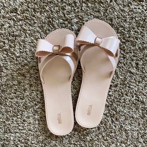 Melissa Bow Flip Flops - Picture 1 of 4